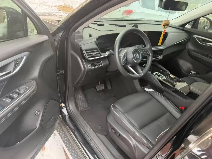 2025 Buick EnvisionPlus 2.0T 237HP L4 9AT,autocango,china used car exporter,china ev exporter,chinese used car exporter,chinese used ev exporter