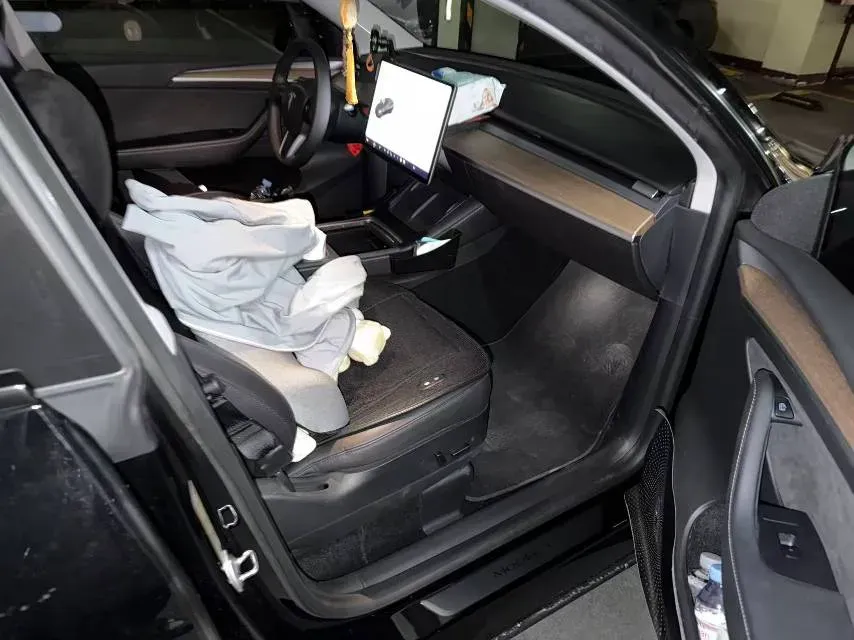 2021 Tesla Model Y BEV 76.8KWH,autocango,china used car exporter,china ev exporter,chinese used car exporter,chinese used ev exporter