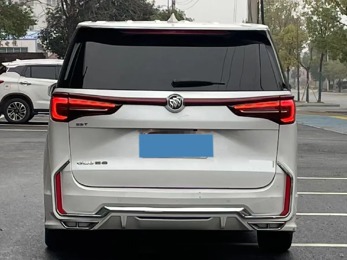 2022 Buick GL8 2.0T 237HP L4 9AT,autocango,china used car exporter,china ev exporter,chinese used car exporter,chinese used ev exporter