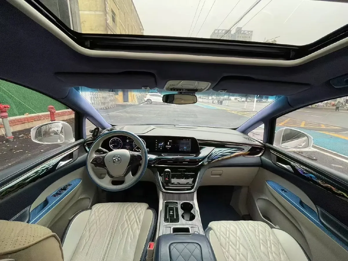 2022 Buick GL8 2.0T 237HP L4 9AT,autocango,china used car exporter,china ev exporter,chinese used car exporter,chinese used ev exporter