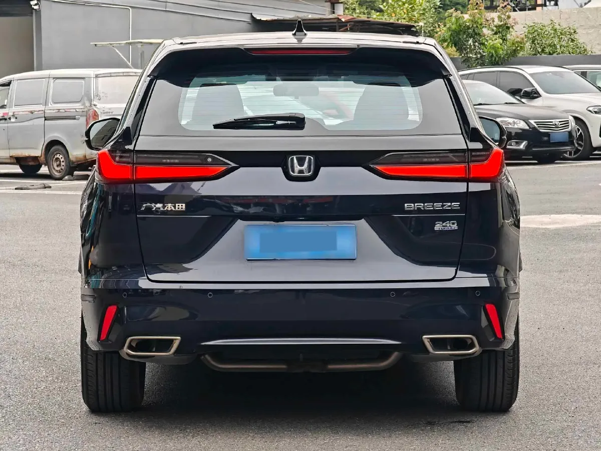 2023 Honda Breeze 1.5T 193HP L4 CVT,autocango,china used car exporter,china ev exporter,chinese used car exporter,chinese used ev exporter