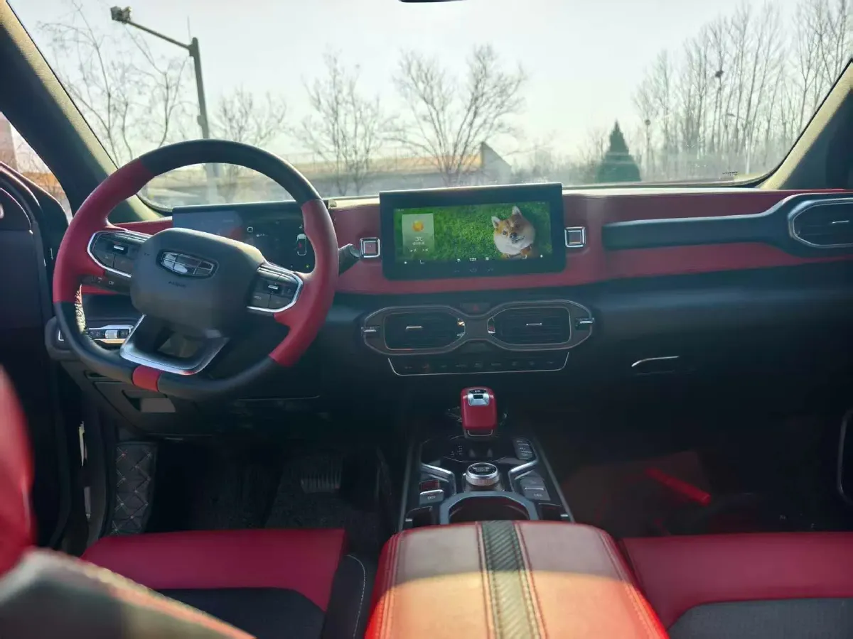 2020 Geely ICON 1.5T 177HP L3 7DCT,autocango,china used car exporter,china ev exporter,chinese used car exporter,chinese used ev exporter