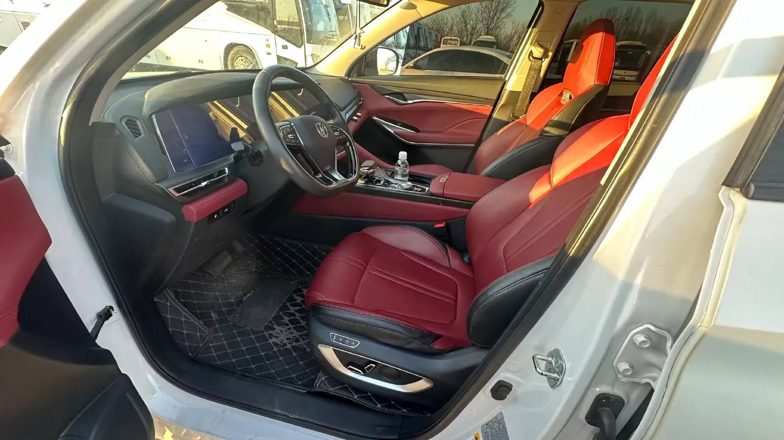 2022 ChangAn CS75 Plus 2.0T 233HP L4 8AT,autocango,china used car exporter,china ev exporter,chinese used car exporter,chinese used ev exporter