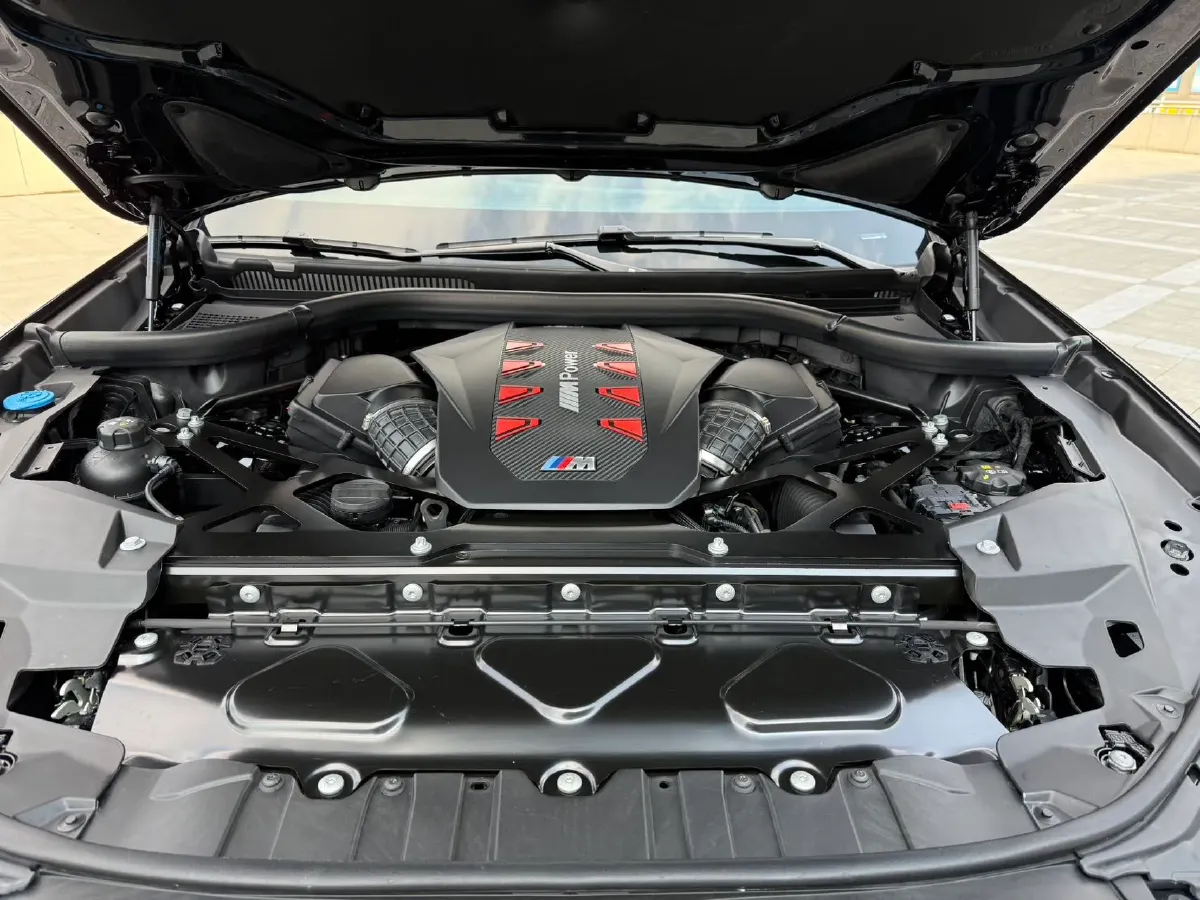 2023 BMW X5 M 4.4T 625HP V8 8AT,autocango,china used car exporter,china ev exporter,chinese used car exporter,chinese used ev exporter