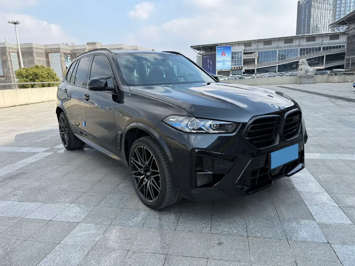 2023 BMW X5 M 4.4T 625HP V8 8AT,autocango,china used car exporter,china ev exporter,chinese used car exporter,chinese used ev exporter