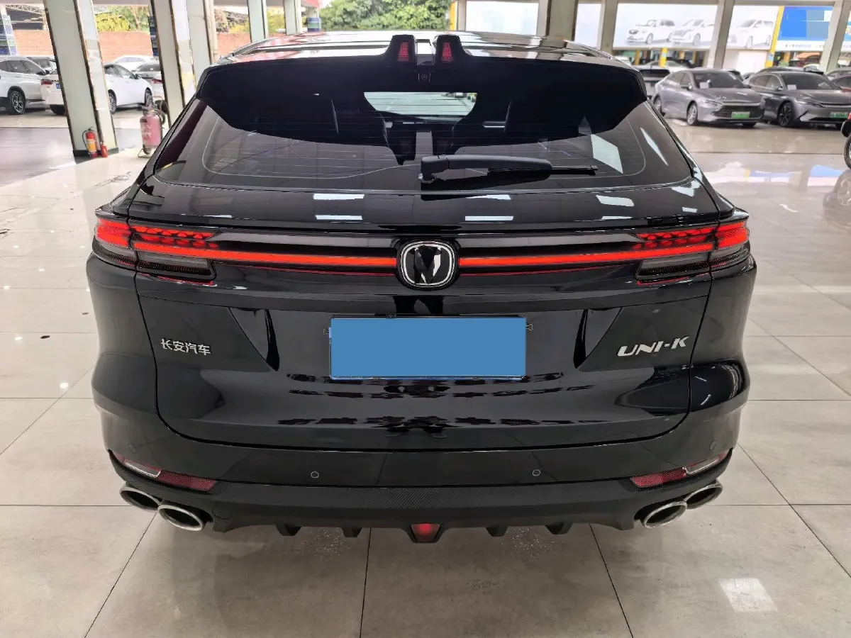2024 ChangAn UNI-K 2.0T 233HP L4 8AT,autocango,china used car exporter,china ev exporter,chinese used car exporter,chinese used ev exporter