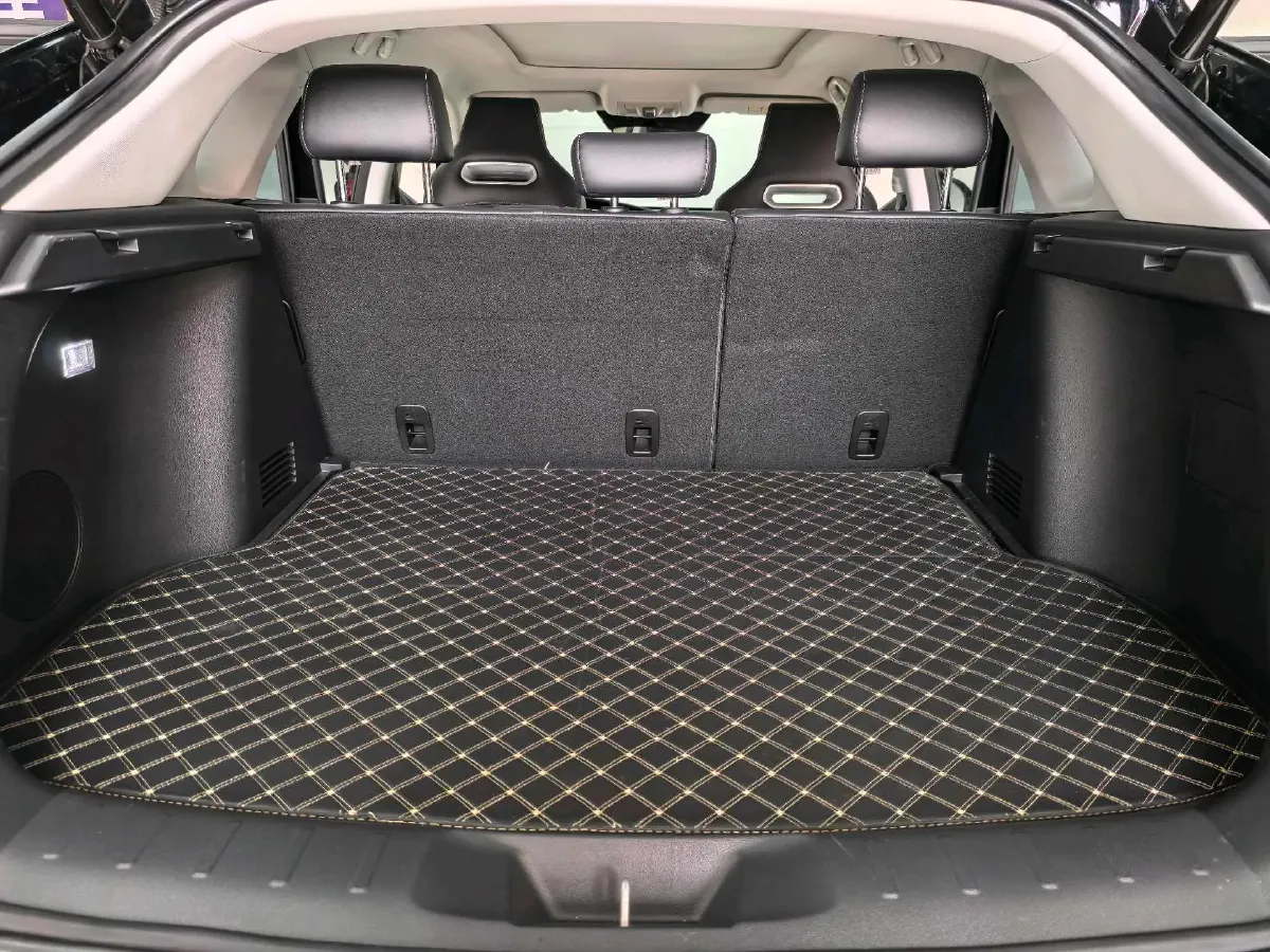 2024 ChangAn UNI-K 2.0T 233HP L4 8AT,autocango,china used car exporter,china ev exporter,chinese used car exporter,chinese used ev exporter