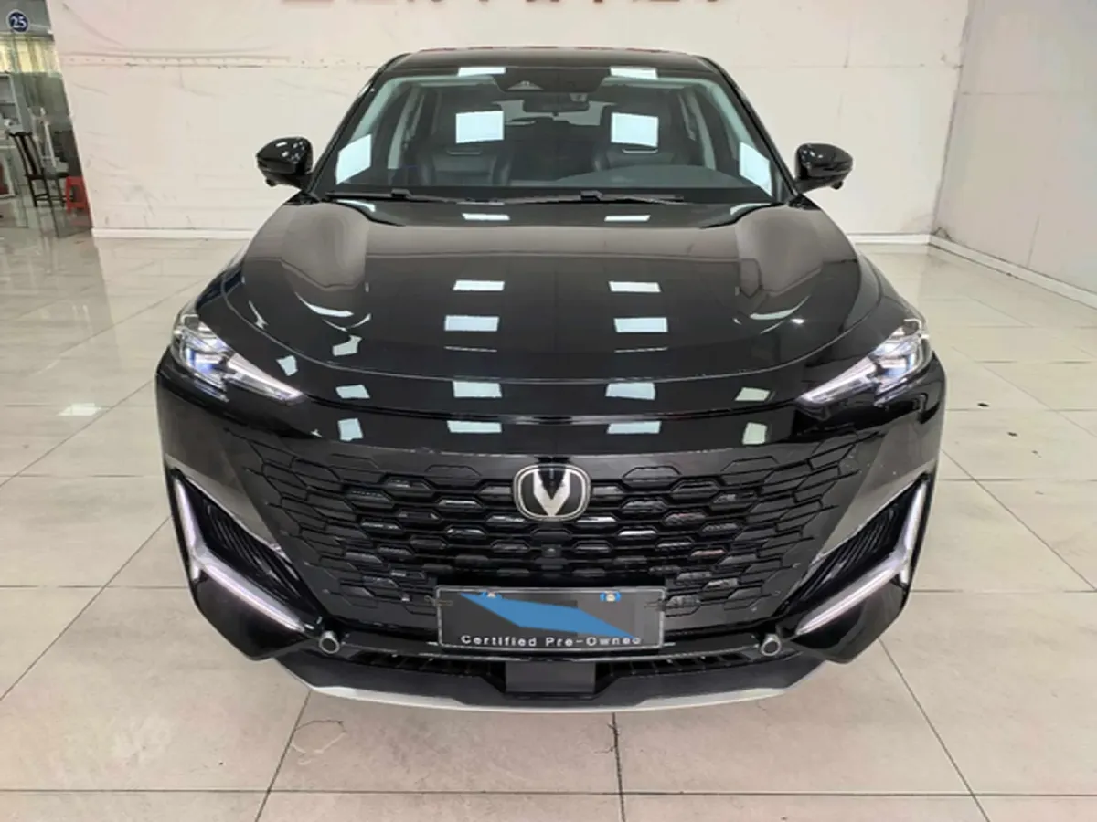 2024 ChangAn UNI-K 2.0T 233HP L4 8AT,autocango,china used car exporter,china ev exporter,chinese used car exporter,chinese used ev exporter