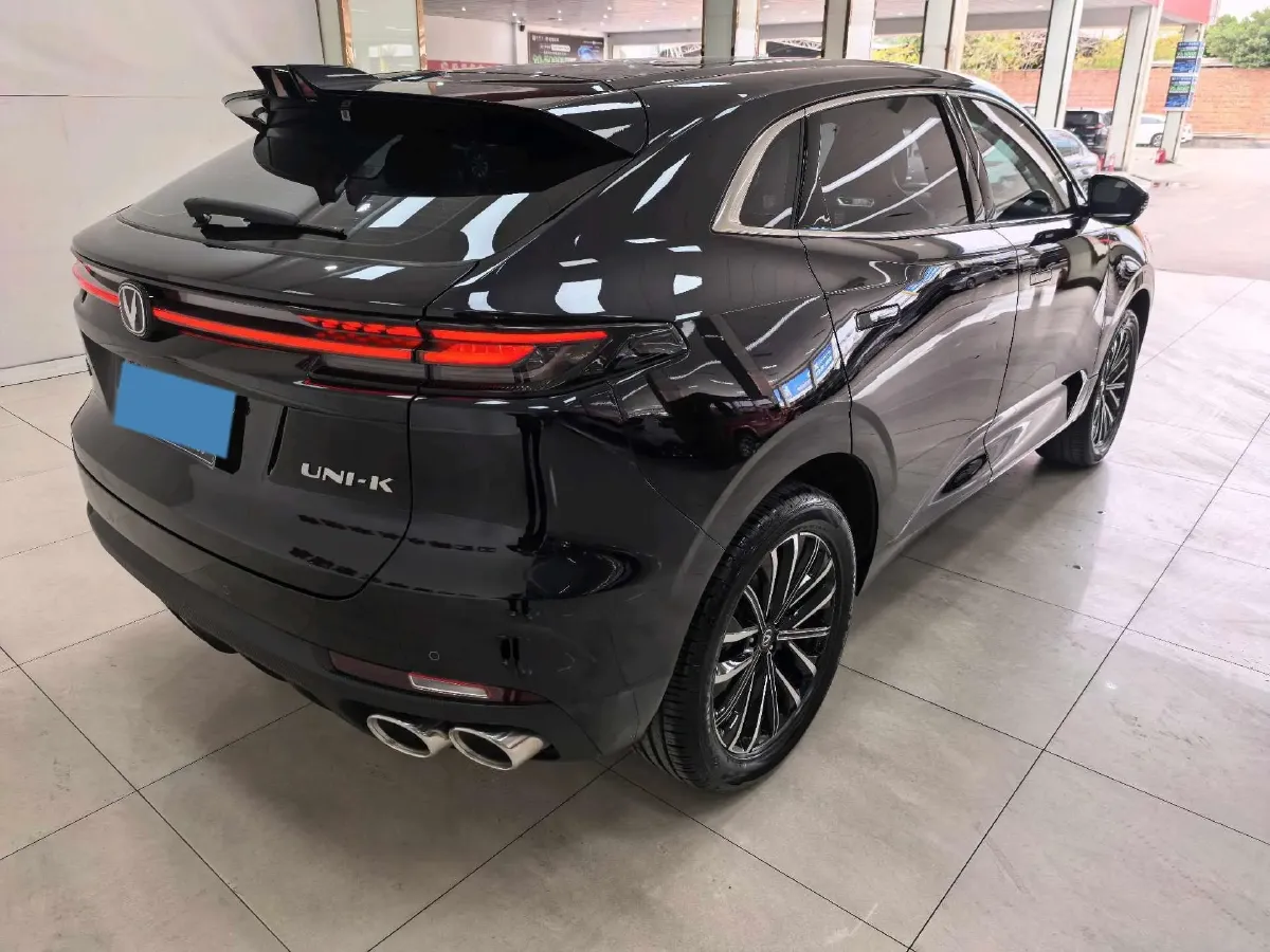 2024 ChangAn UNI-K 2.0T 233HP L4 8AT,autocango,china used car exporter,china ev exporter,chinese used car exporter,chinese used ev exporter