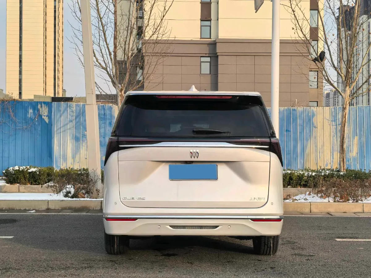 2025 Buick GL8 2.0T 237HP L4 9AT,autocango,china used car exporter,china ev exporter,chinese used car exporter,chinese used ev exporter