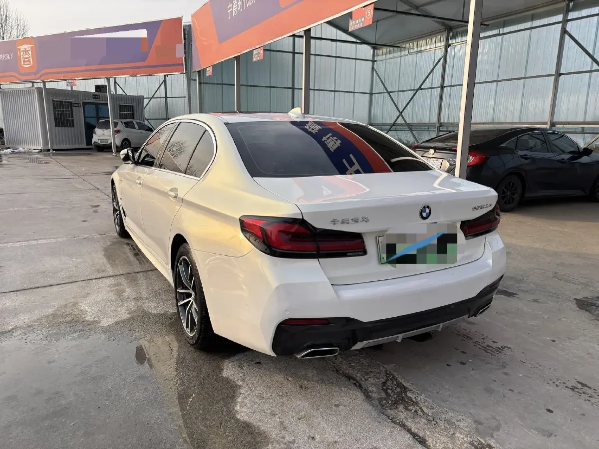 2021 BMW 5 Series 2.0T 184HP L4 8AT PHEV 17.7KWH,autocango,china used car exporter,china ev exporter,chinese used car exporter,chinese used ev exporter