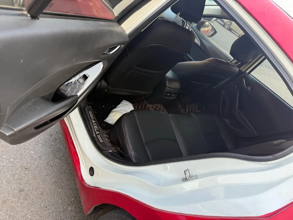 2017 Mazda 3 Axela 1.5L 117HP L4 6AT,autocango,china used car exporter,china ev exporter,chinese used car exporter,chinese used ev exporter