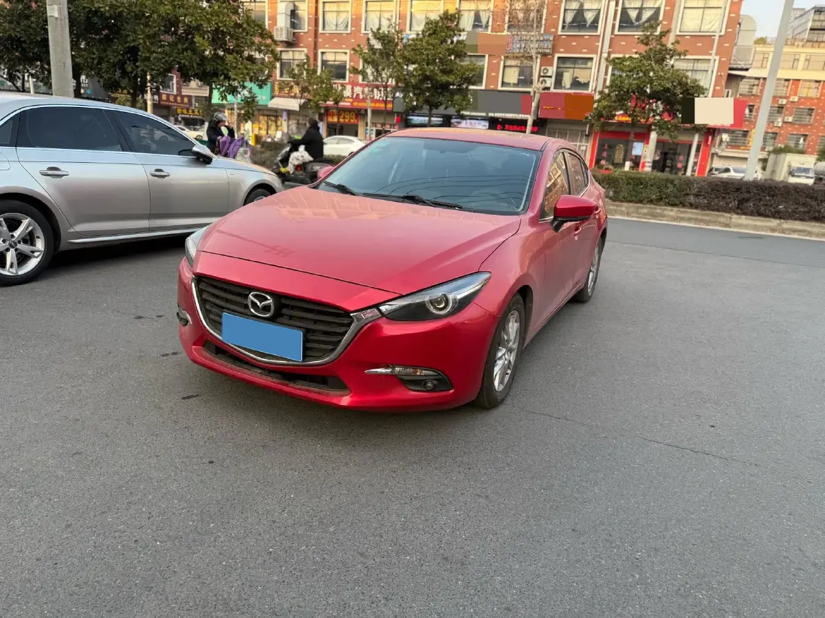 2017 Mazda 3 Axela 1.5L 117HP L4 6AT