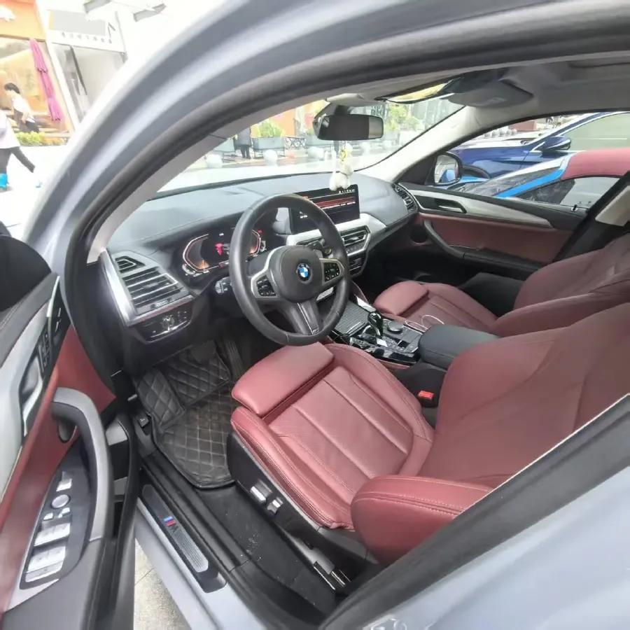 2022 BMW X4 2.0T 245HP L4 8AT,autocango,china used car exporter,china ev exporter,chinese used car exporter,chinese used ev exporter