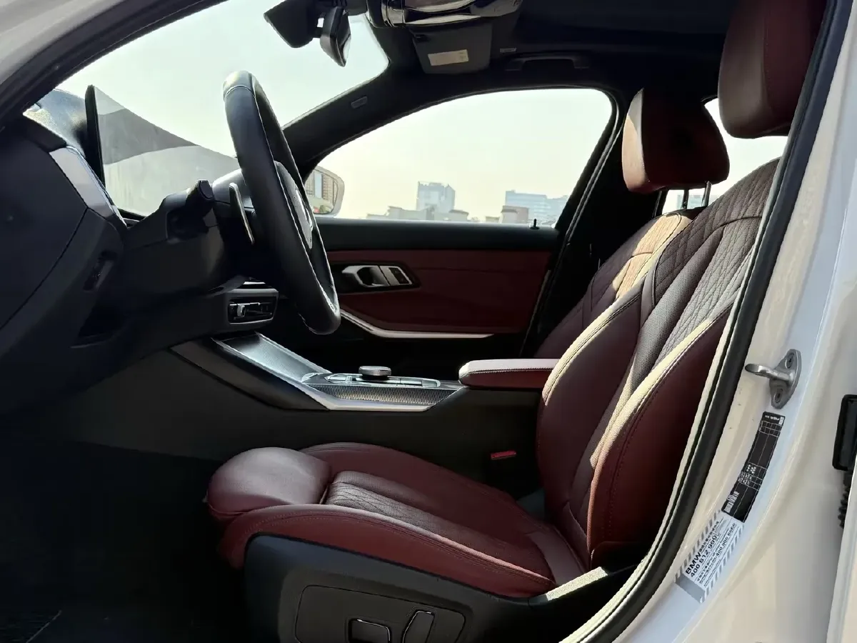 2024 BMW 3 Series 2.0T 184HP L4 8AT,autocango,china used car exporter,china ev exporter,chinese used car exporter,chinese used ev exporter