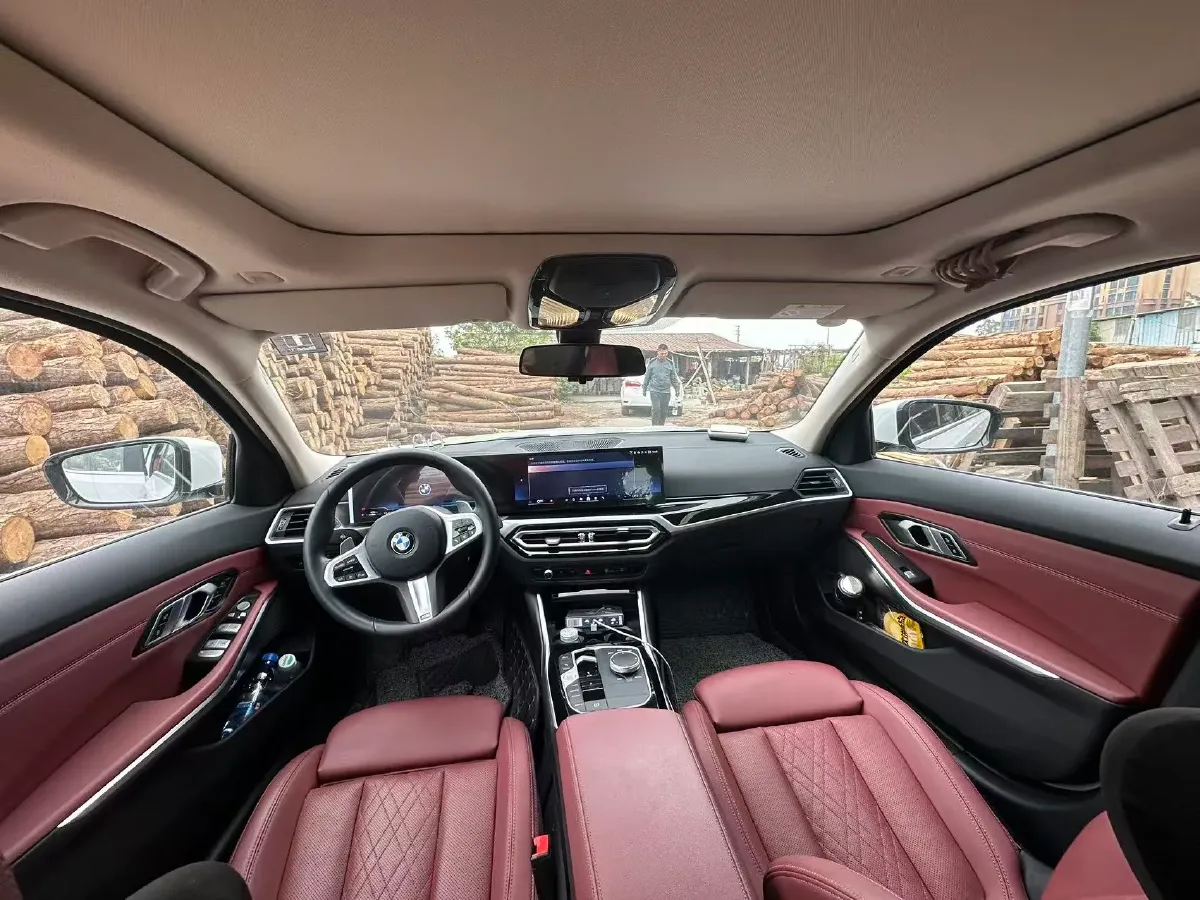 2024 BMW 3 Series 2.0T 156HP L4 8AT,autocango,china used car exporter,china ev exporter,chinese used car exporter,chinese used ev exporter