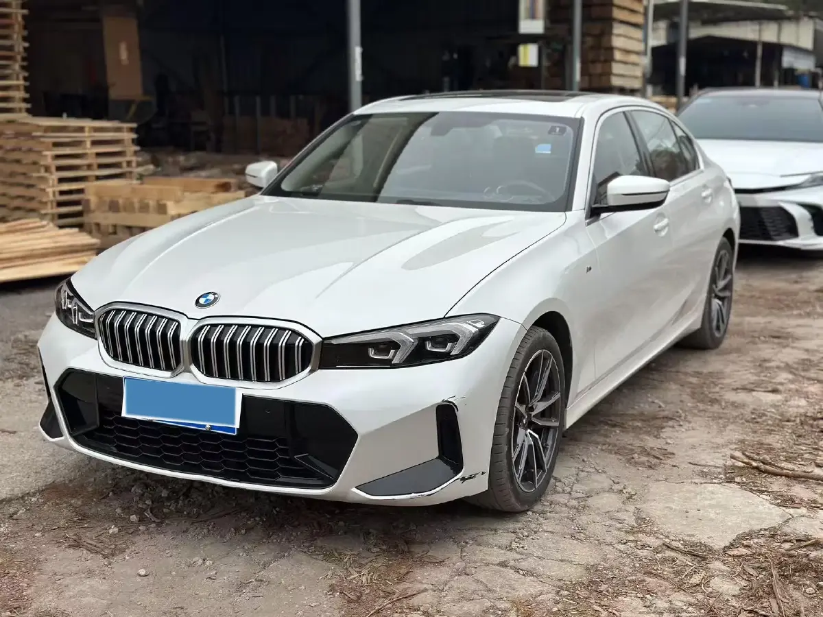 2024 BMW 3 Series 2.0T 156HP L4 8AT