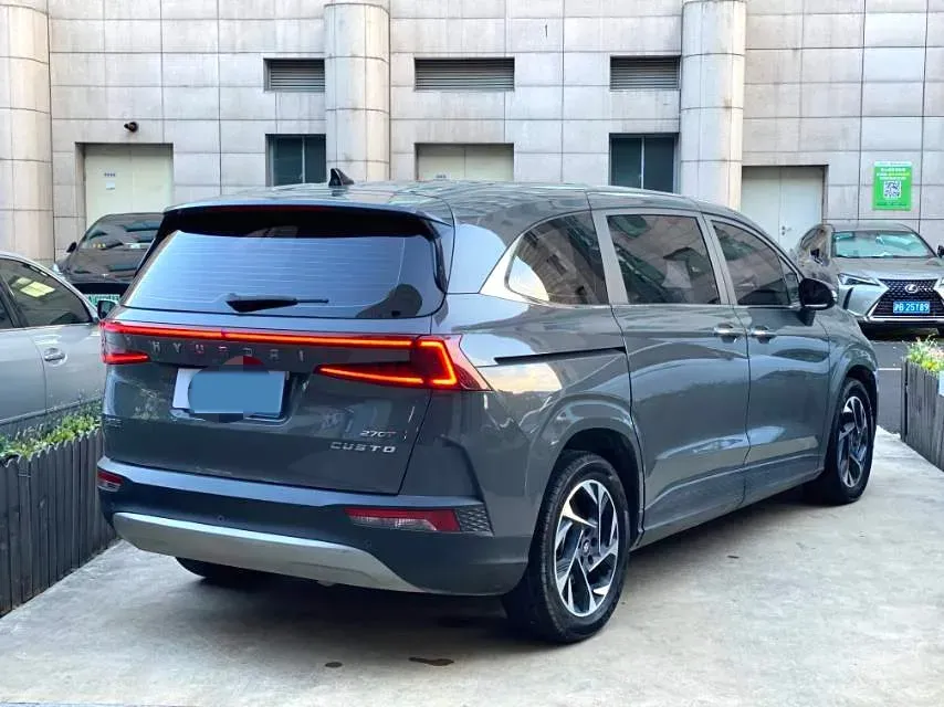 2022 Hyundai Custo 1.5T 170HP L4 8AT,autocango,china used car exporter,china ev exporter,chinese used car exporter,chinese used ev exporter