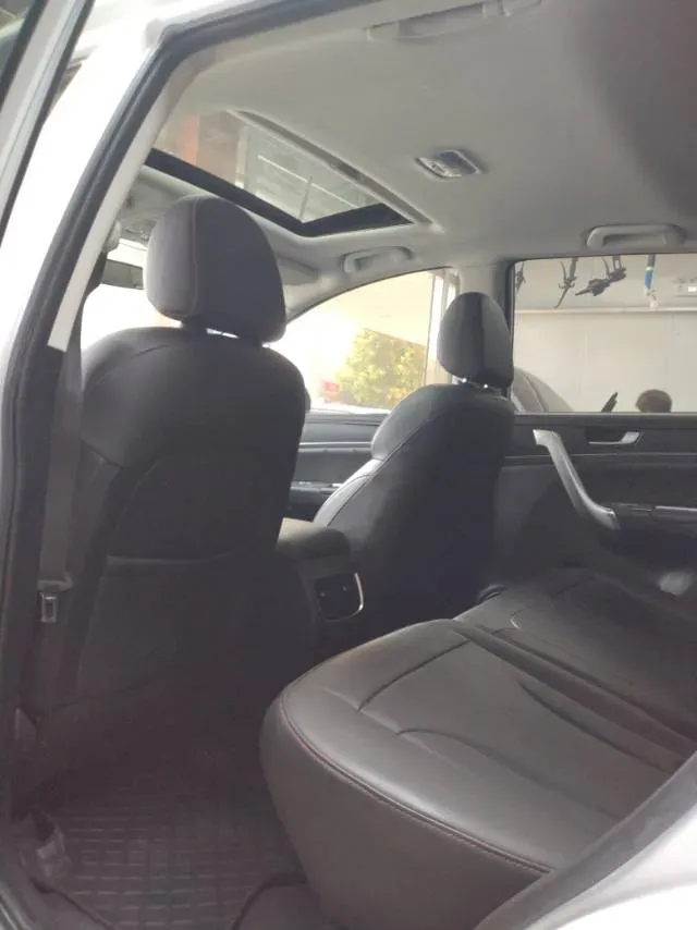 2018 Haval M6 1.5T 150HP L4 7DCT,autocango,china used car exporter,china ev exporter,chinese used car exporter,chinese used ev exporter