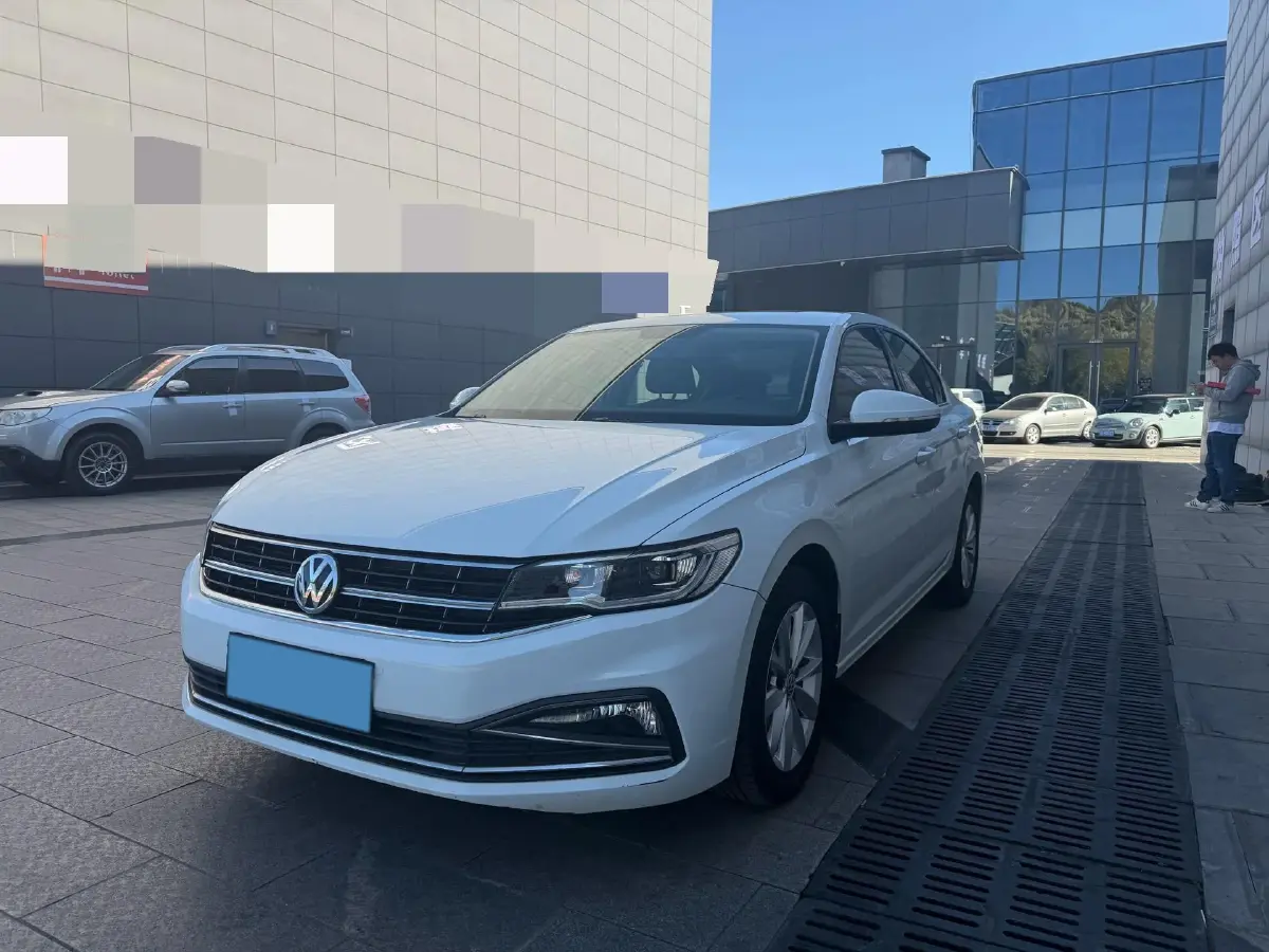 2020 Volkswagen Bora 1.5L 113HP L4 6AT