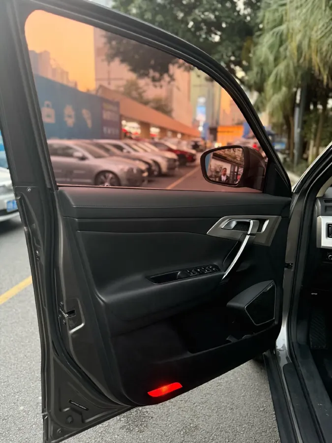 2018 Geely Azkarra 1.8T 184HP L4 6AT,autocango,china used car exporter,china ev exporter,chinese used car exporter,chinese used ev exporter