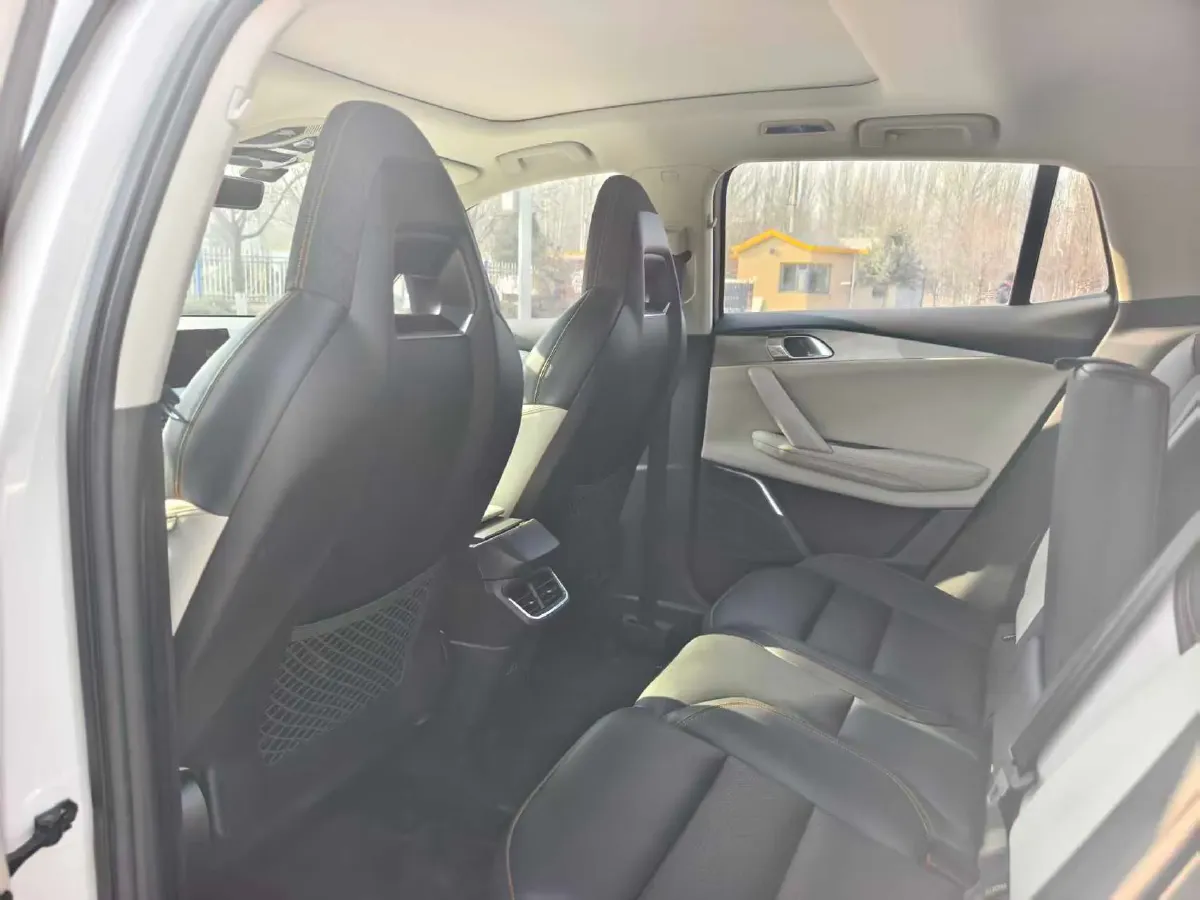 2020 LYNK&CO 06 EM-P 1.5T 177HP L3 7DCT PHEV 11.3KWH,autocango,china used car exporter,china ev exporter,chinese used car exporter,chinese used ev exporter