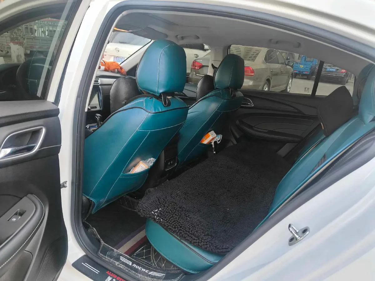 2019 Roewe i5 1.5L 120HP L4 CVT,autocango,china used car exporter,china ev exporter,chinese used car exporter,chinese used ev exporter