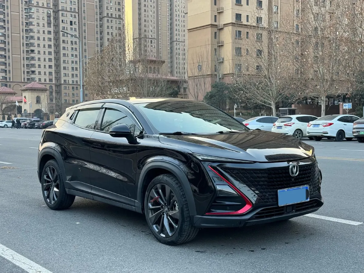 2020 ChangAn UNI-T 1.5T 180HP L4 7DCT,autocango,china used car exporter,china ev exporter,chinese used car exporter,chinese used ev exporter