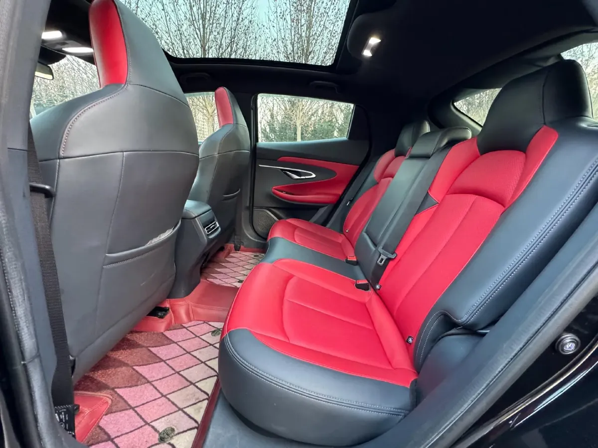 2020 ChangAn UNI-T 1.5T 180HP L4 7DCT,autocango,china used car exporter,china ev exporter,chinese used car exporter,chinese used ev exporter