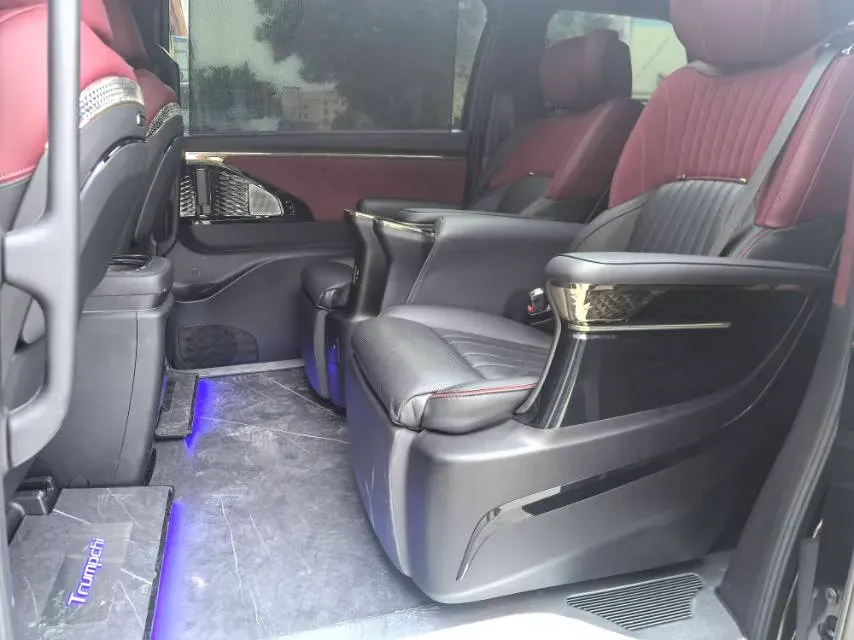 2023 GAC Trumpchi M8 2.0T 252HP L4 8AT,autocango,china used car exporter,china ev exporter,chinese used car exporter,chinese used ev exporter