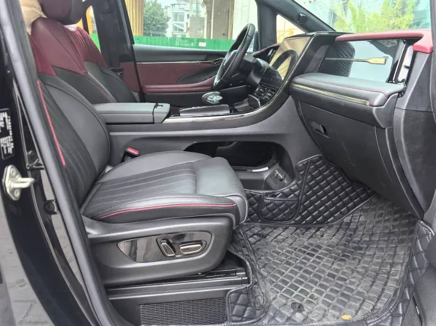 2023 GAC Trumpchi M8 2.0T 252HP L4 8AT,autocango,china used car exporter,china ev exporter,chinese used car exporter,chinese used ev exporter