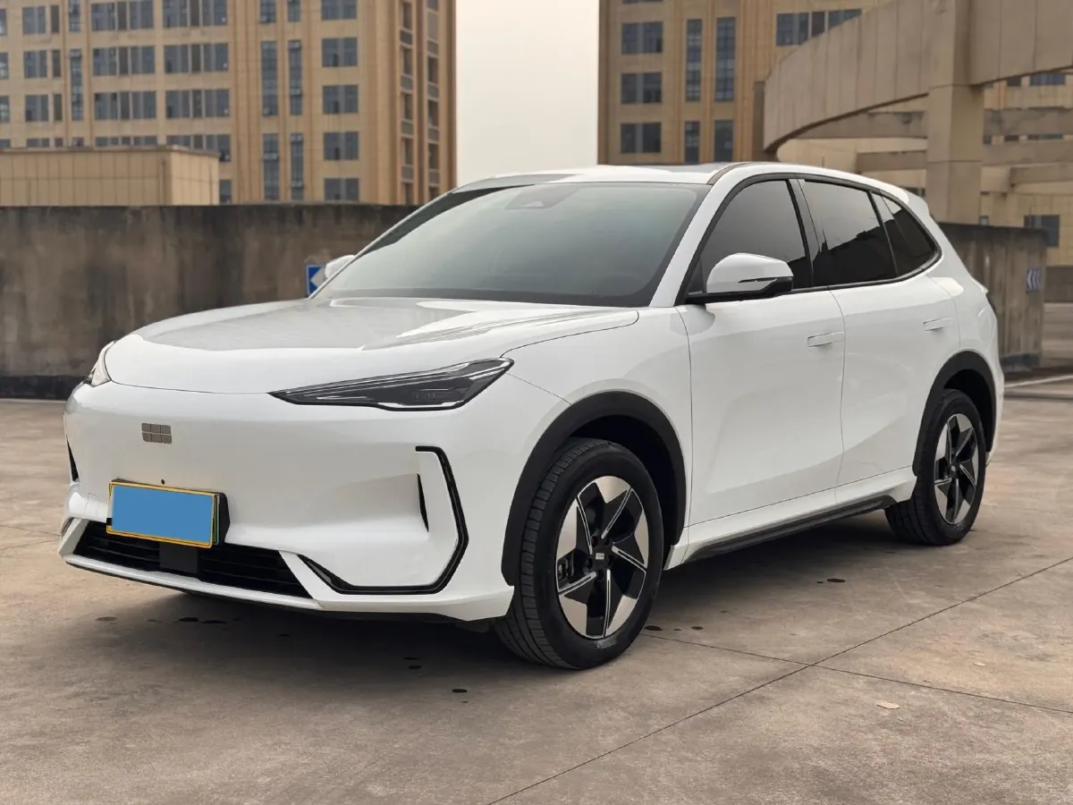 2024 Geely Emgrand L HiP 1.5T 181HP L4 3DHT PHEV 15.5KWH,autocango,china used car exporter,china ev exporter,chinese used car exporter,chinese used ev exporter