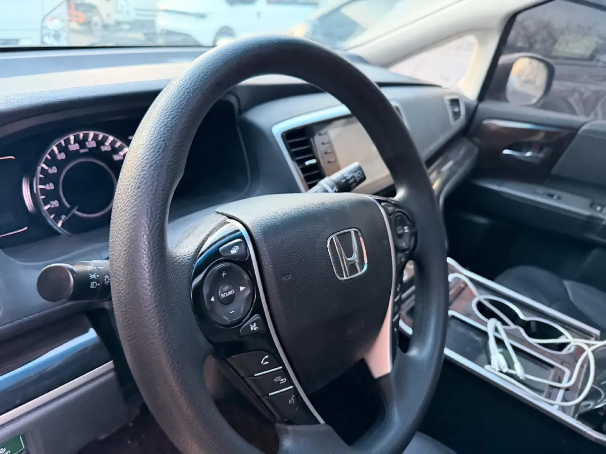 2021 Honda Odyssey 2.0L 146HP L4 E-CVT Hybrid,autocango,china used car exporter,china ev exporter,chinese used car exporter,chinese used ev exporter