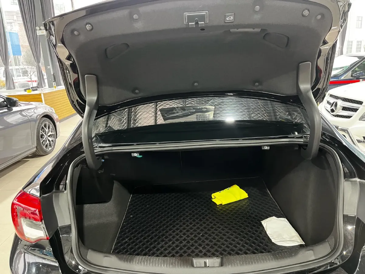 2020 Buick Regal 1.5T 169HP L4 9AT,autocango,china used car exporter,china ev exporter,chinese used car exporter,chinese used ev exporter