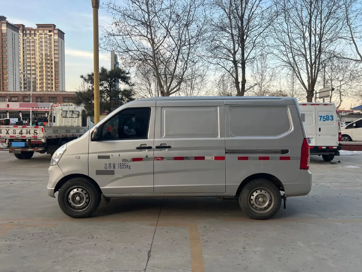 2022 ChangAn KuaYue KuaYueXing V3 1.5L 107HP L4 5MT,autocango,china used car exporter,china ev exporter,chinese used car exporter,chinese used ev exporter