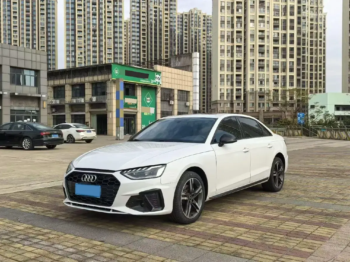 2020 Audi A4L 2.0T 190HP L4 7DCT