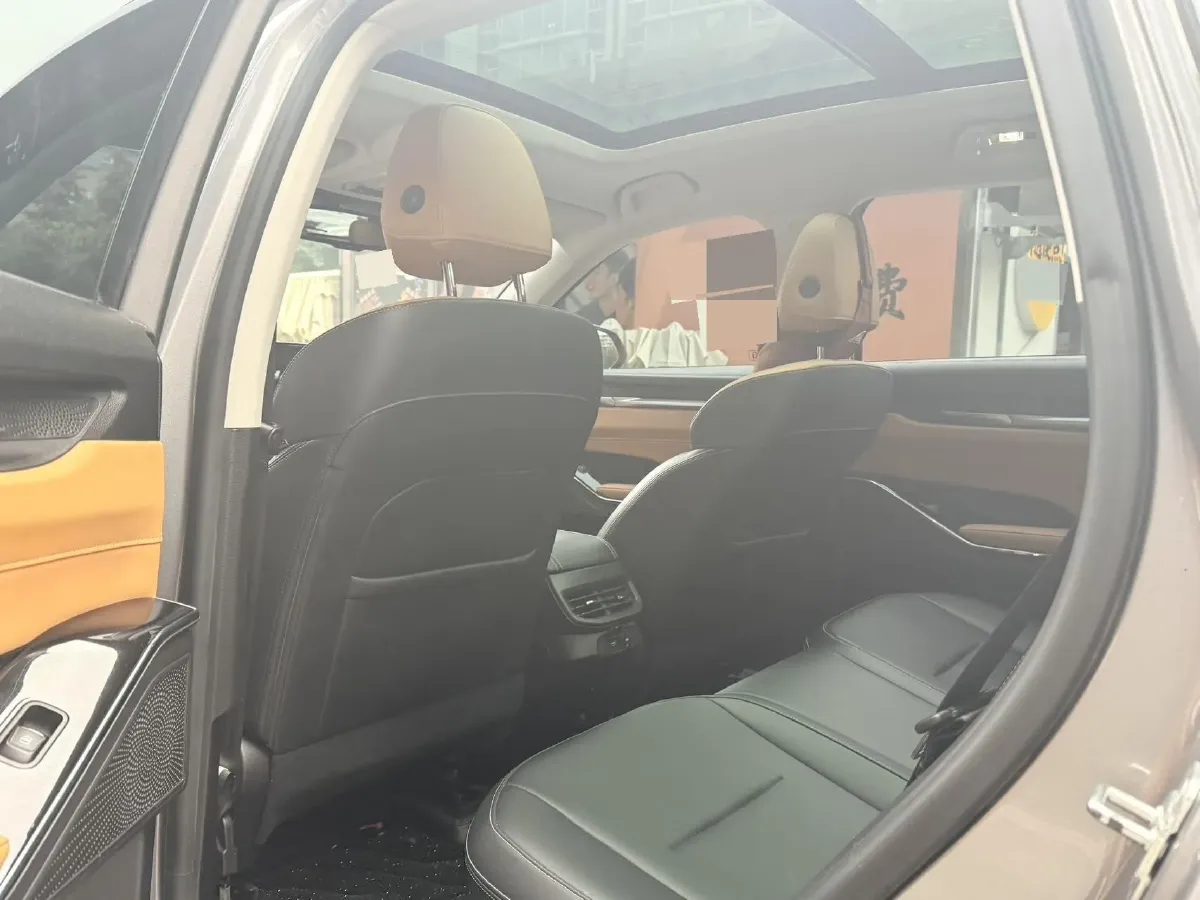 2021 Haval H6 1.5T 169HP L4 7DCT,autocango,china used car exporter,china ev exporter,chinese used car exporter,chinese used ev exporter