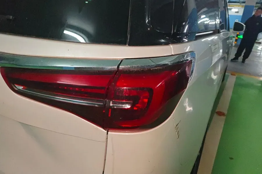 2021 Buick GL8 2.0T 237HP L4 9AT,autocango,china used car exporter,china ev exporter,chinese used car exporter,chinese used ev exporter