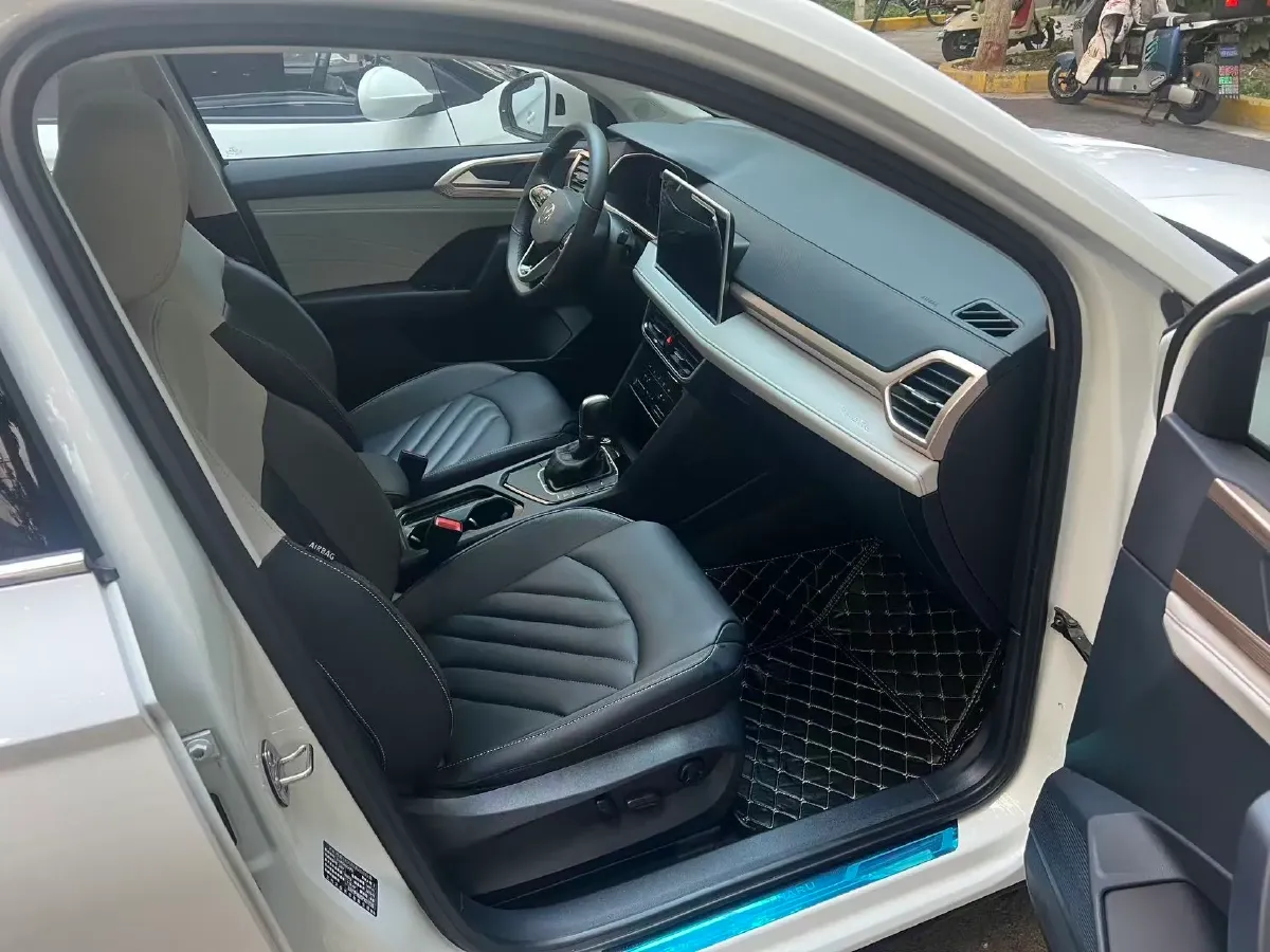 2023 Volkswagen Tharu 1.5T 160HP L4 7DCT,autocango,china used car exporter,china ev exporter,chinese used car exporter,chinese used ev exporter