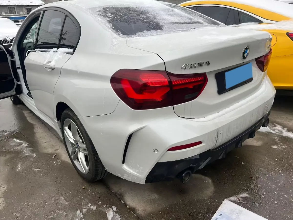 2023 BMW 1 Series 1.5T 136HP L3 7DCT,autocango,china used car exporter,china ev exporter,chinese used car exporter,chinese used ev exporter