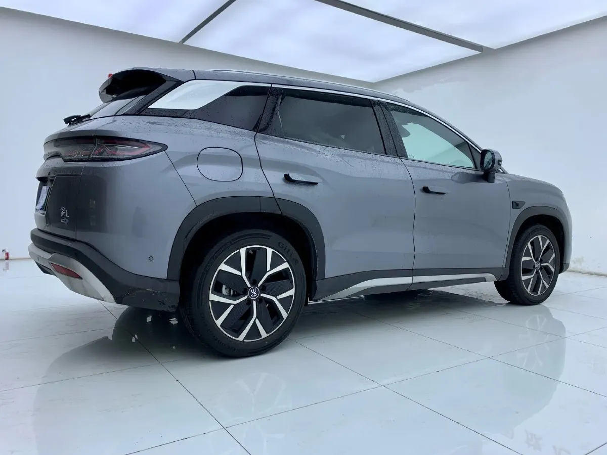 2025 BYD SongL DM-i 1.5L 101HP L4 E-CVT PHEV 26.6KWH,autocango,china used car exporter,china ev exporter,chinese used car exporter,chinese used ev exporter