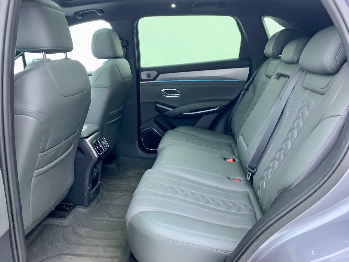 2025 BYD SongL DM-i 1.5L 101HP L4 E-CVT PHEV 26.6KWH,autocango,china used car exporter,china ev exporter,chinese used car exporter,chinese used ev exporter