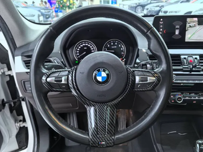 2022 BMW X1 2.0T 192HP L4 7DCT,autocango,china used car exporter,china ev exporter,chinese used car exporter,chinese used ev exporter