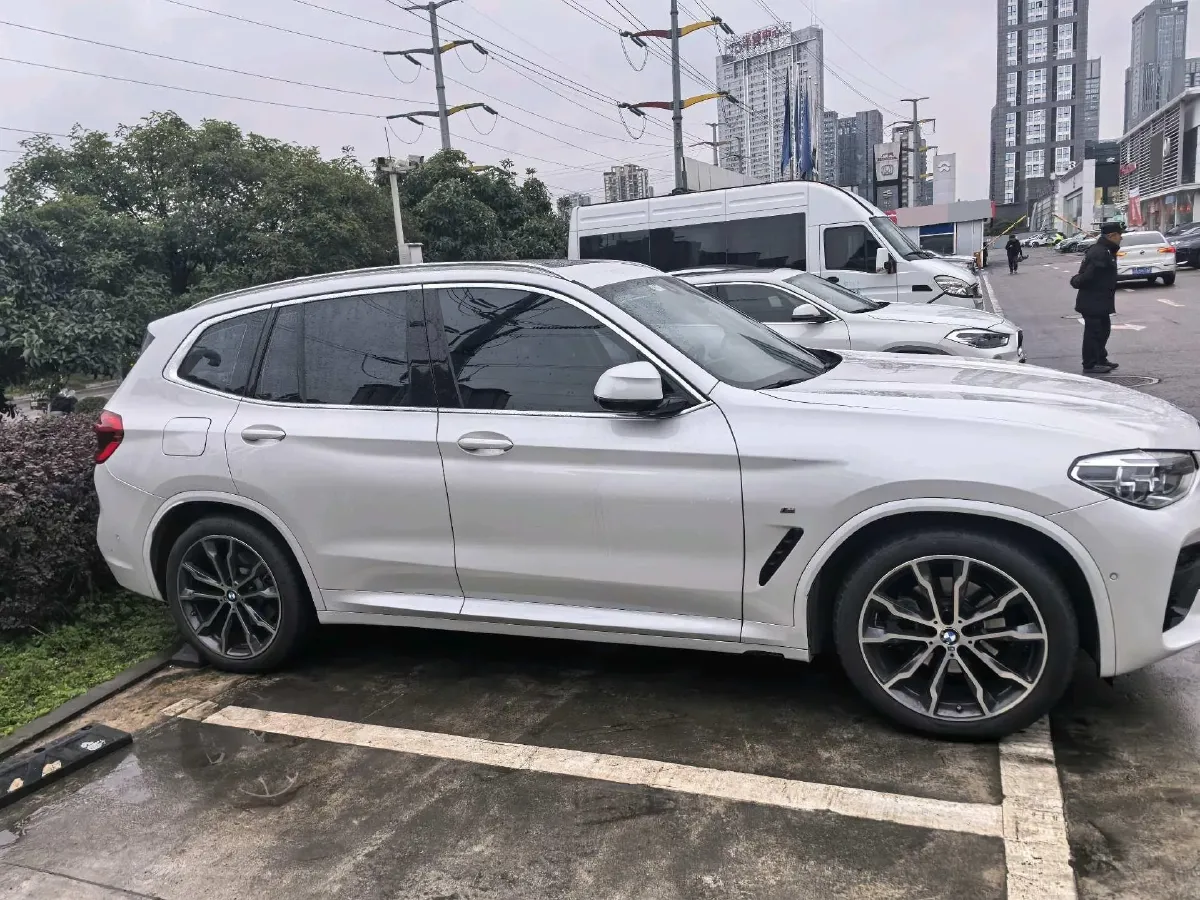 2021 BMW X3 2.0T 252HP L4 8AT,autocango,china used car exporter,china ev exporter,chinese used car exporter,chinese used ev exporter