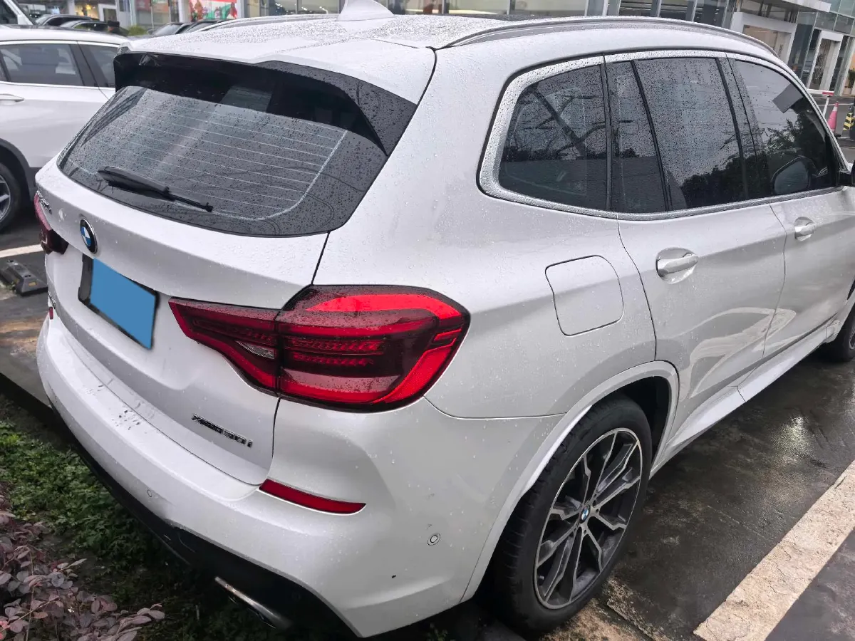 2021 BMW X3 2.0T 252HP L4 8AT,autocango,china used car exporter,china ev exporter,chinese used car exporter,chinese used ev exporter