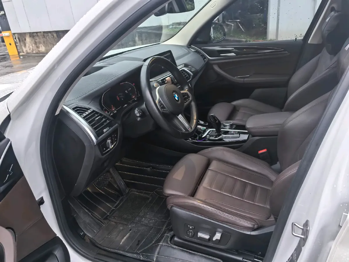 2021 BMW X3 2.0T 252HP L4 8AT,autocango,china used car exporter,china ev exporter,chinese used car exporter,chinese used ev exporter