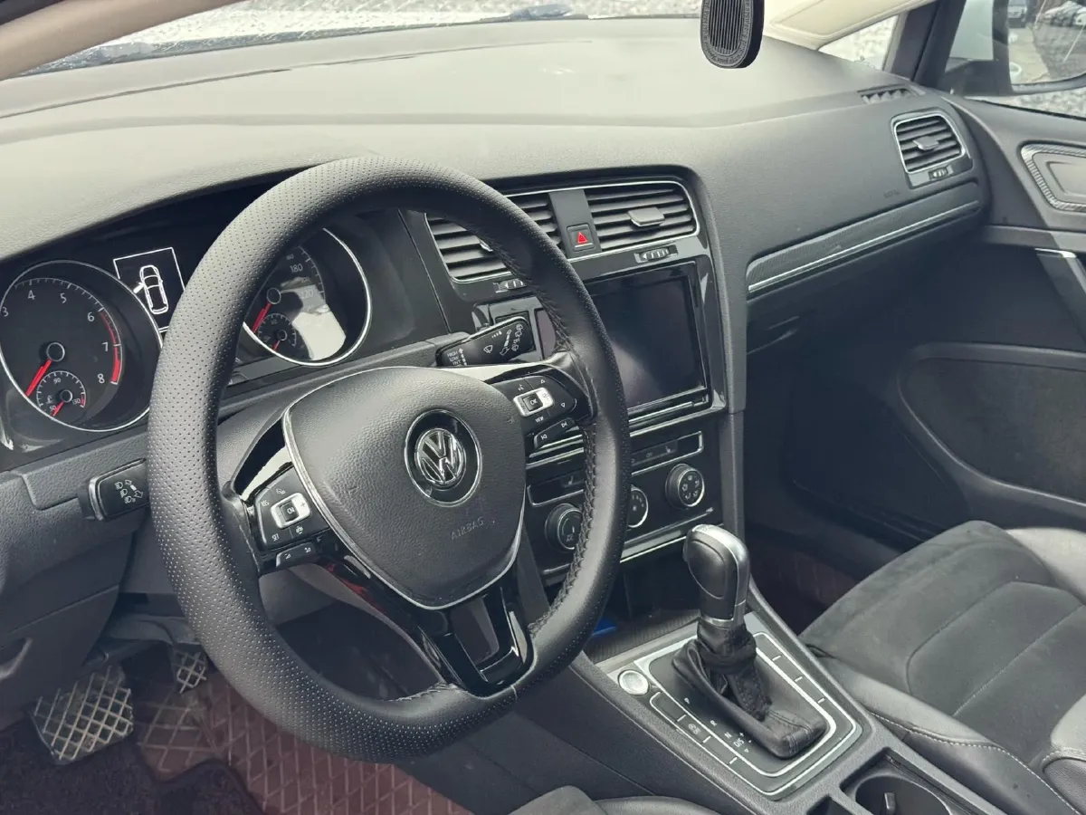 2018 Volkswagen Golf 1.4T 150HP L4 7DCT,autocango,china used car exporter,china ev exporter,chinese used car exporter,chinese used ev exporter