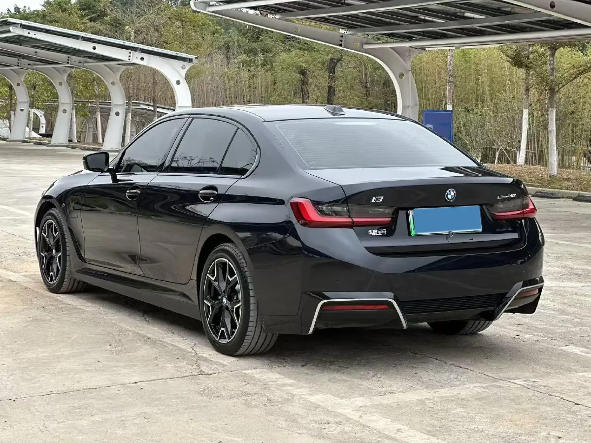 2025 BMW i3 BEV 79.05KWH,autocango,china used car exporter,china ev exporter,chinese used car exporter,chinese used ev exporter