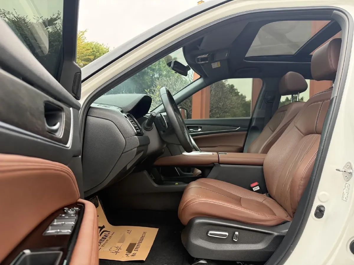 2020 Honda UR-V 2.0T 272HP L4 9AT,autocango,china used car exporter,china ev exporter,chinese used car exporter,chinese used ev exporter