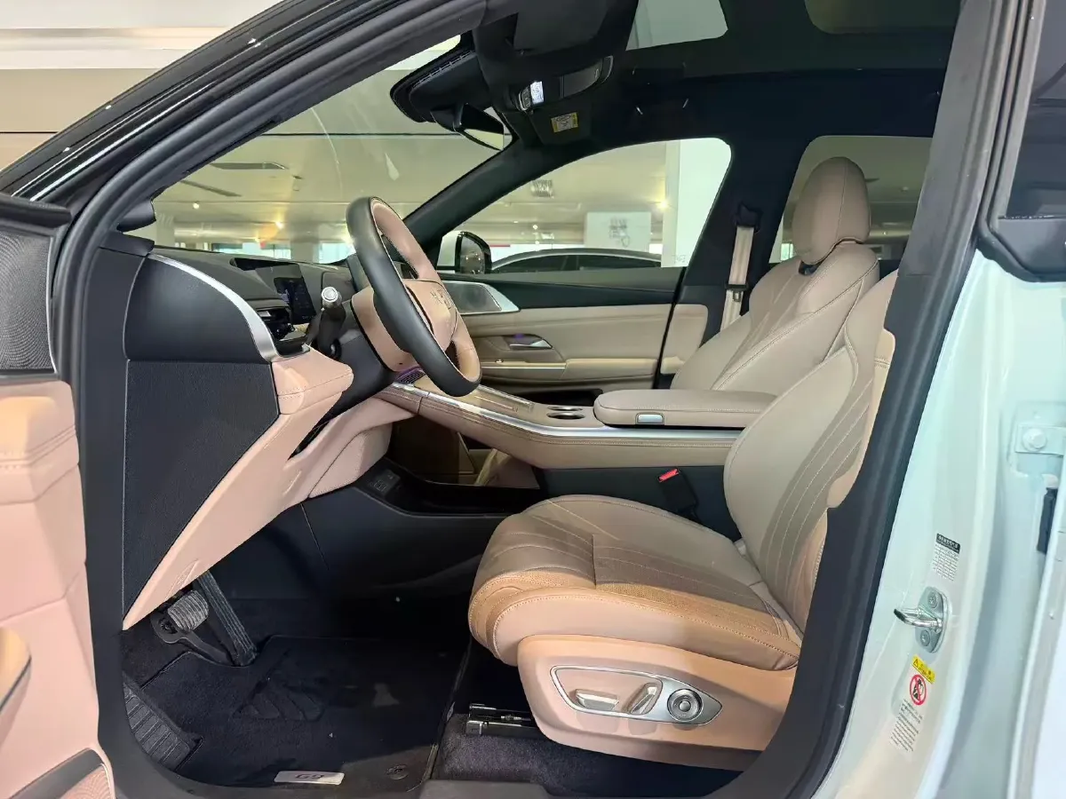 2025 Xpeng G9 BEV 79KWH,autocango,china used car exporter,china ev exporter,chinese used car exporter,chinese used ev exporter